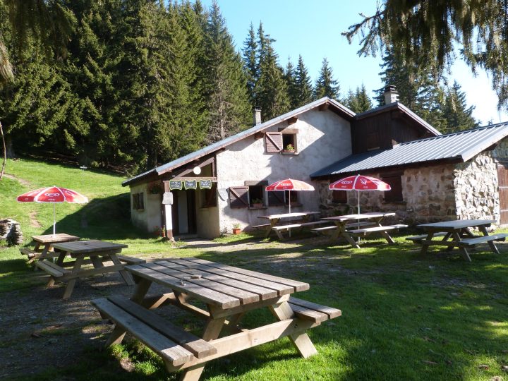 Refuge du Crêt du Poulet