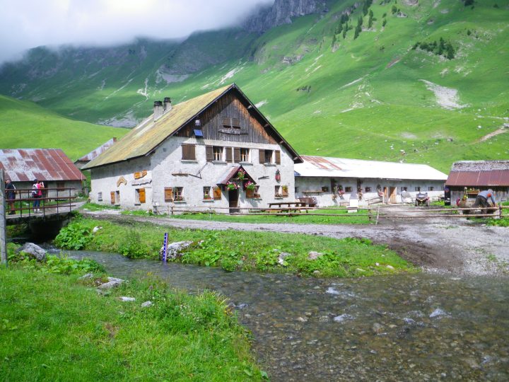 Refuge de Bise