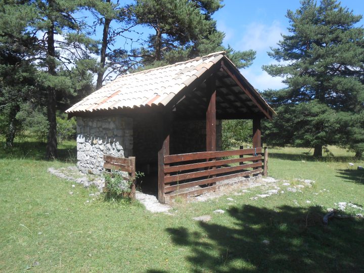 Abri du col d'Arron