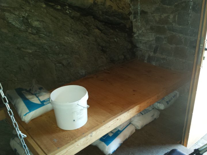 Cabane des Grands Plans