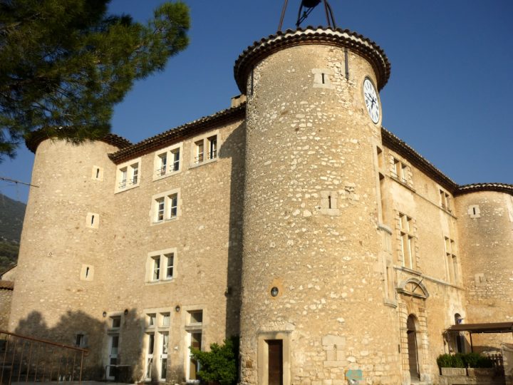 Gîte du château (84400 Rustrel)