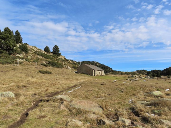 Cabane de l'étang de la Pradella