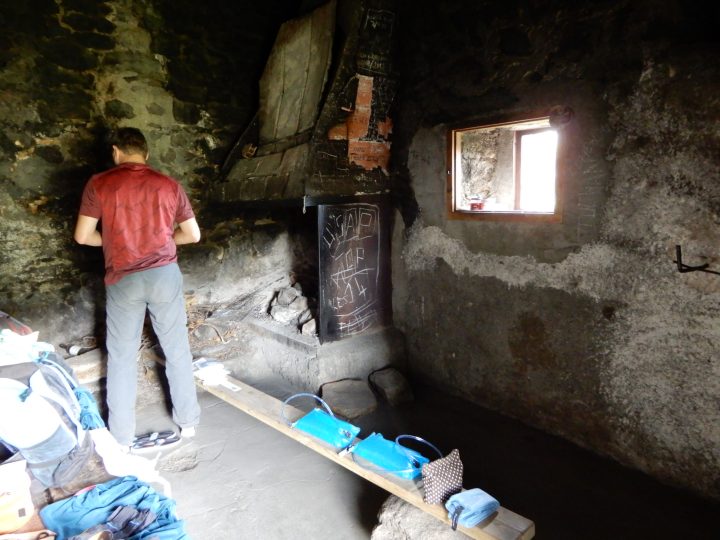 Cabane de l'étang de la Pradella