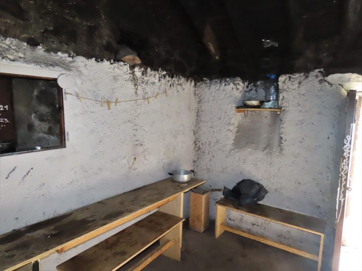 Cabane de l'étang de la Pradella