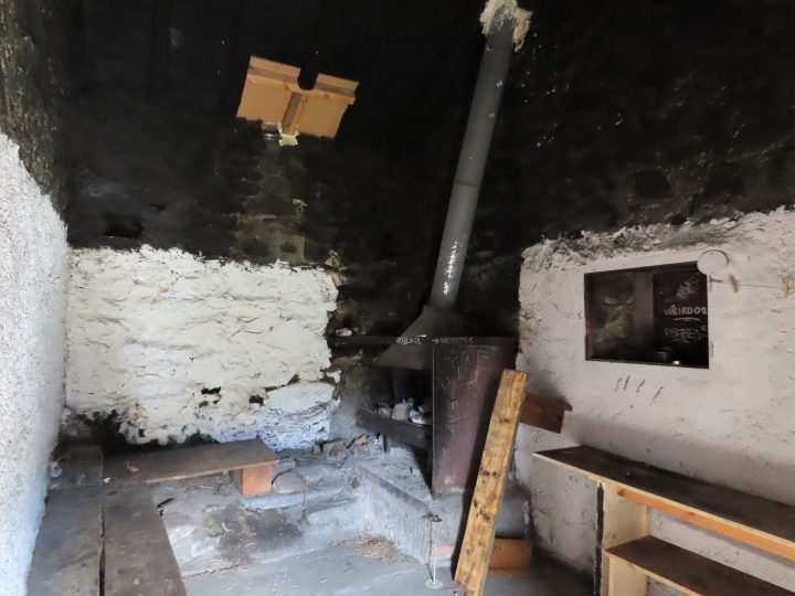 Cabane de l'étang de la Pradella