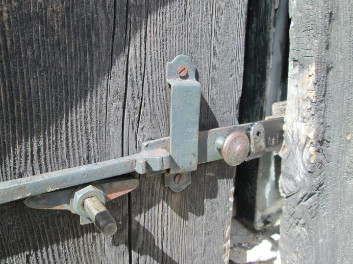 Cabane du Clot des Vaches