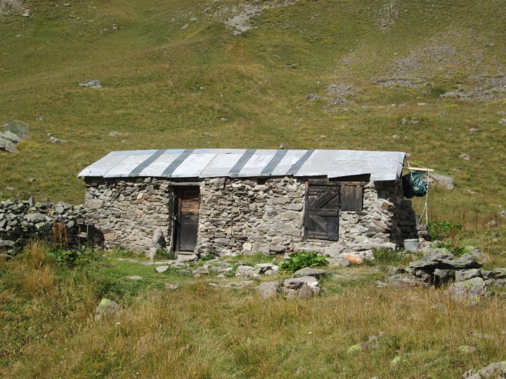 Cabane du Clot des Vaches