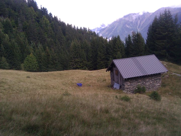 Abri de la montagne d'en bas