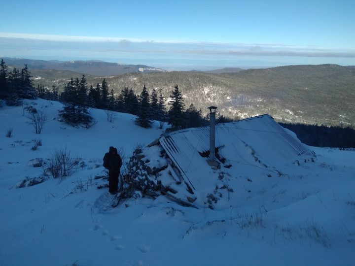 Cabane du Serre du Play
