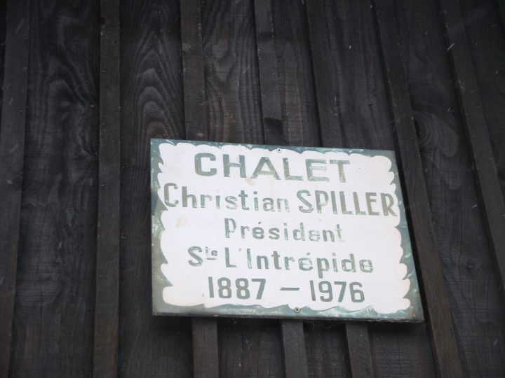 Chalet Spiler