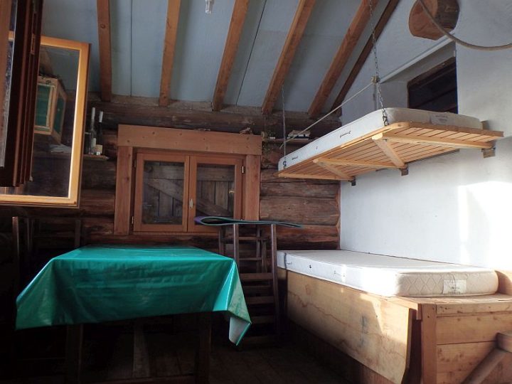 Cabane du Roc de Sorgeat