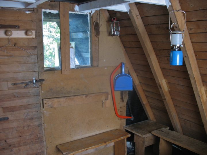 Cabane de la Combe de Fer