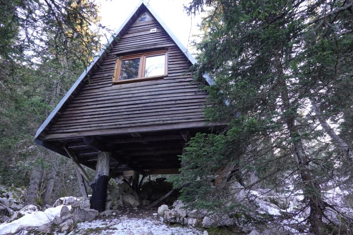 Cabane de la Combe de Fer