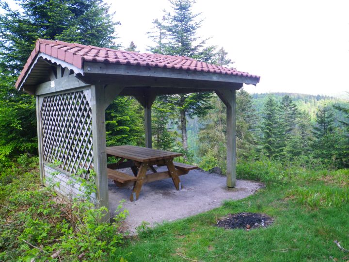 Abri sentier Dielaine