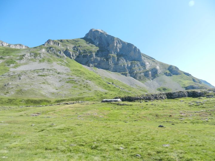 Cabane de Cézy (dite cabane des spéléologues)