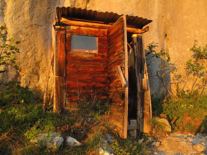 Cabane du Chemin de la Pia