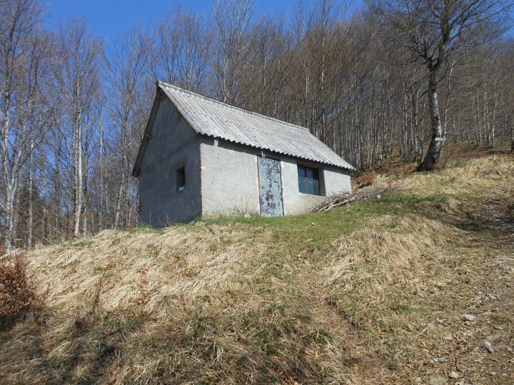 Cabane du col de Caube