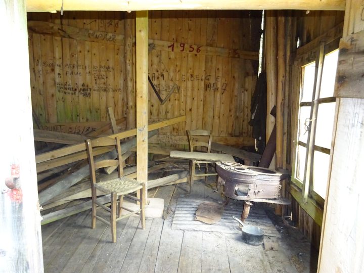 Baraque forestière des Girodines