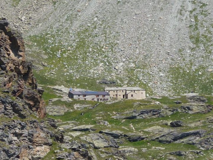 Refuge-oratoire de Cunéy