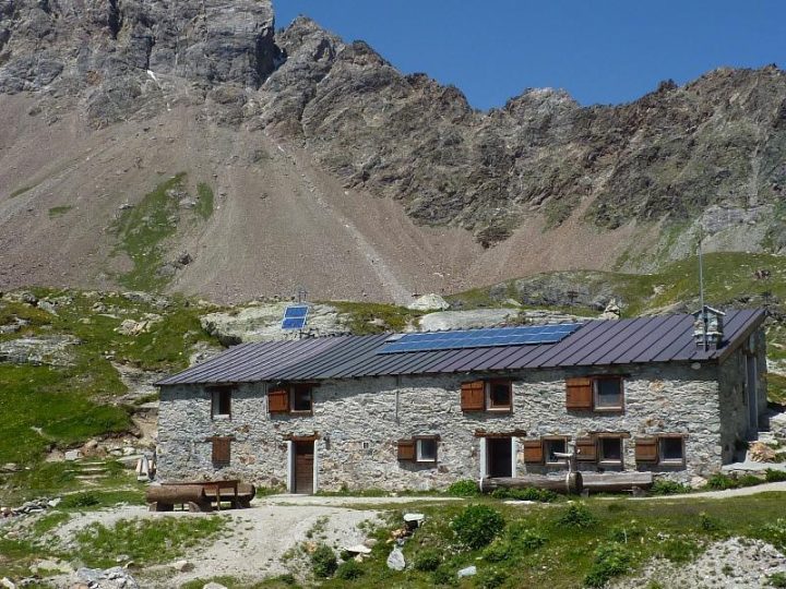 Refuge-oratoire de Cunéy
