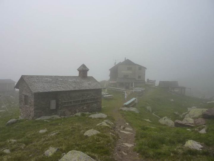 Weisskugel Hütte (Refuge Pio XI)