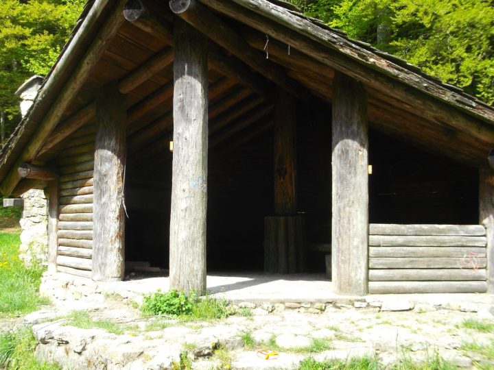 Abri de Chambrelien