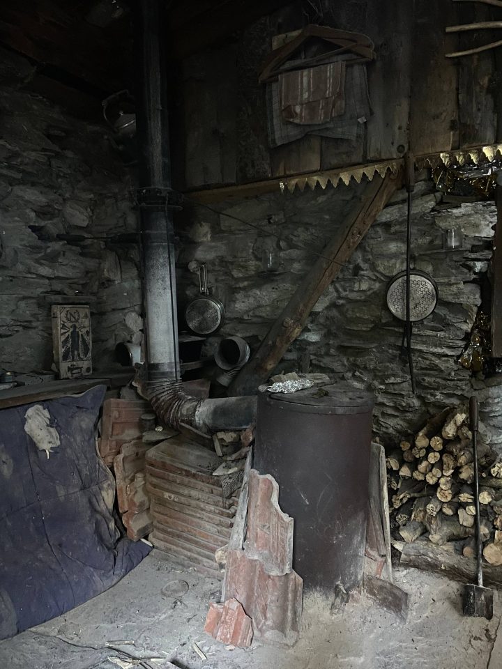 Cabane forestière de Charcotin