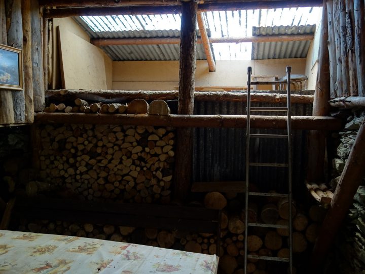 Cabane forestière de Charcotin