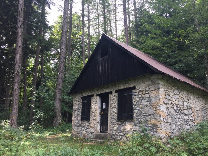 Cabane forestière de Font Bessou