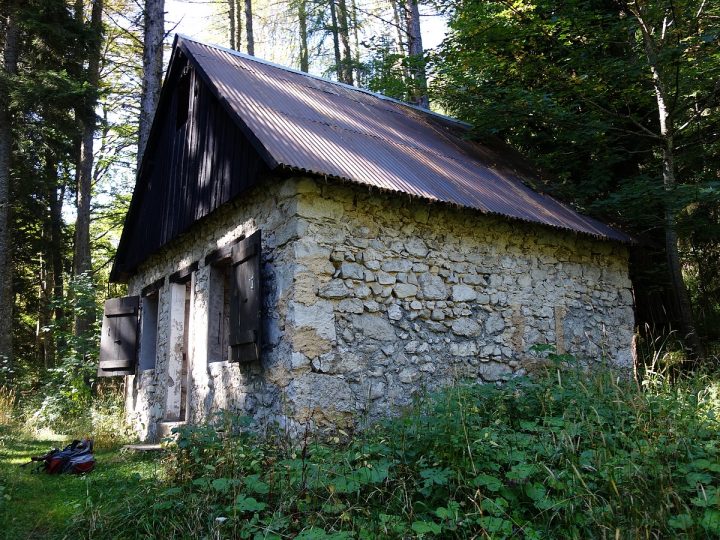 Cabane forestière de Font Bessou