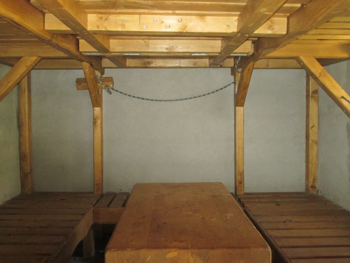 Refuge Arago