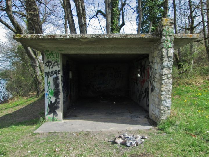 Abri du Lac de Paladru