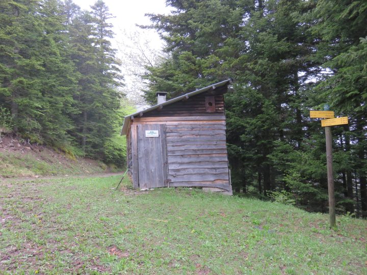 Abri du col de Champ Long