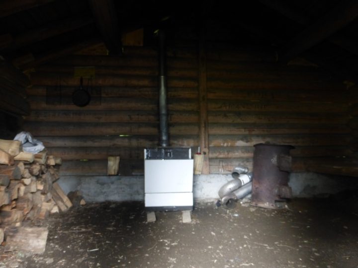 Cabane du Lac des Saisies