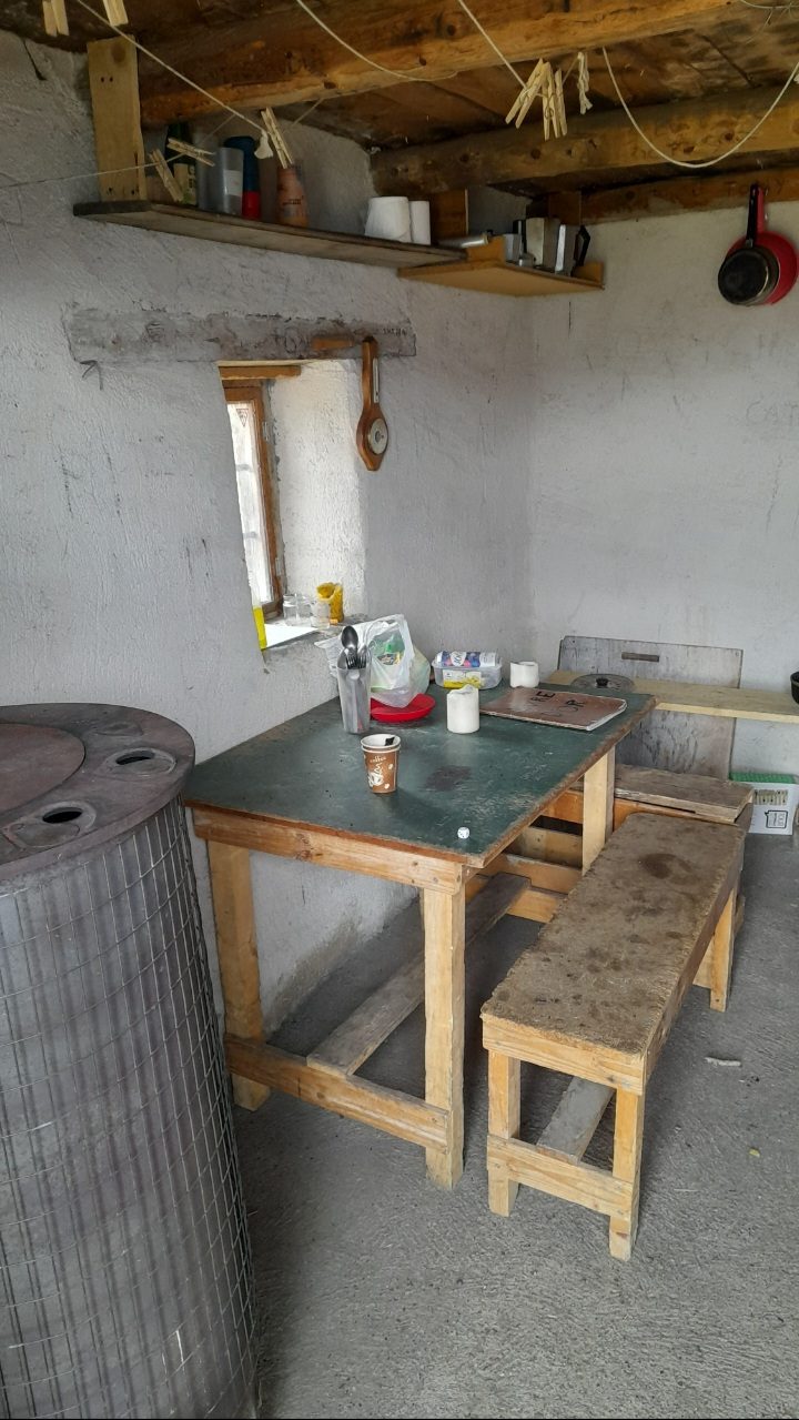Cabane de la Goutta
