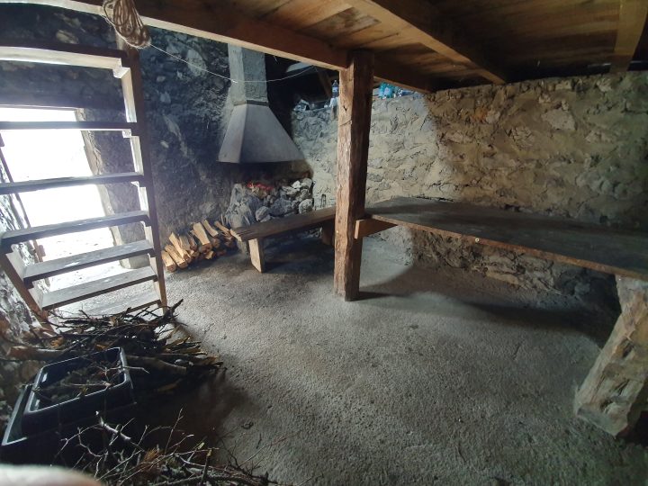 Cabane d'Ichéus