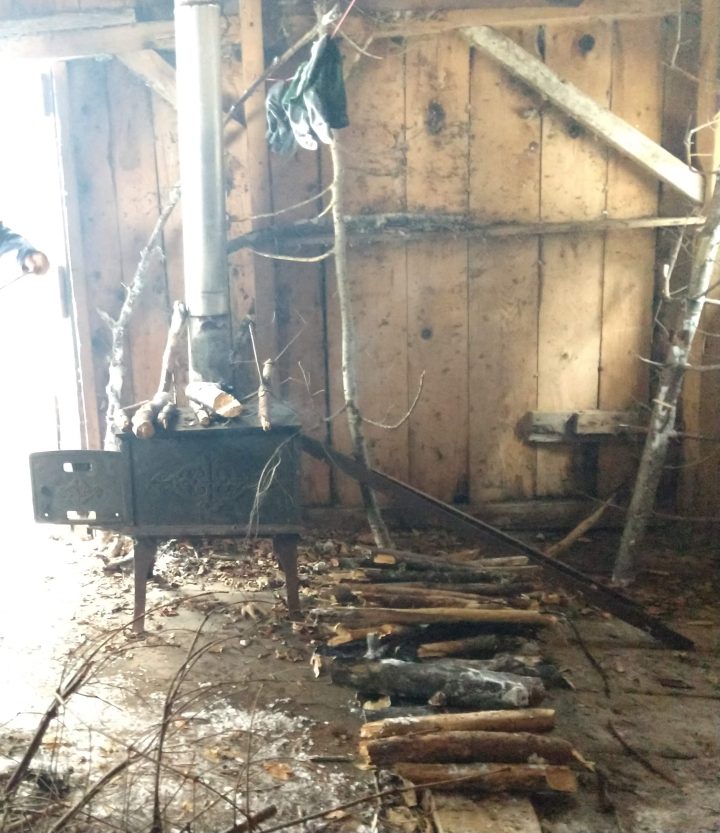 Cabane de la piste du Col des Tours  (torrent de l'Aup)