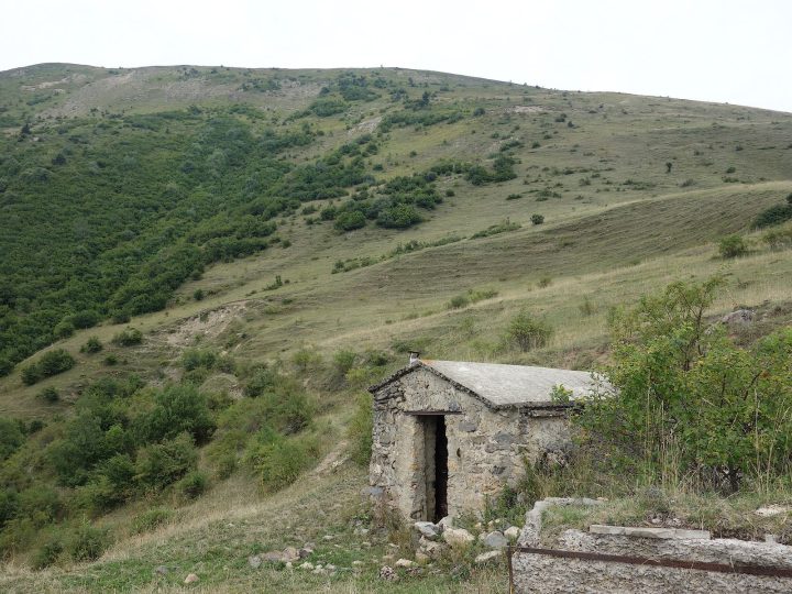 Abri du Serre de Chat Pendu