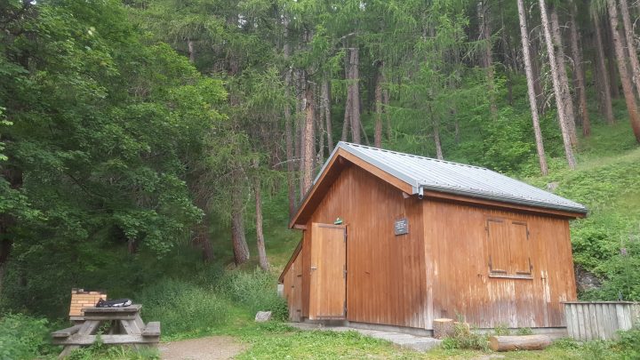Cabane forestière du Poyet