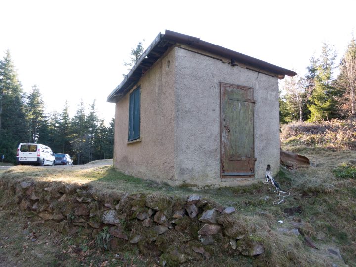 Bâtiment entre le Haicot et le Grand Brezouard