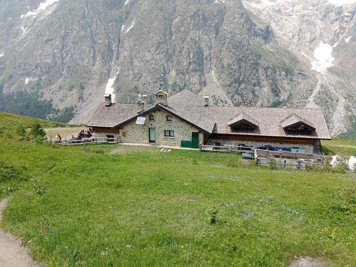 Refuge Walter Bonatti