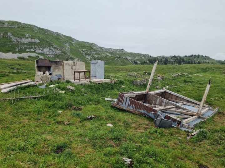 Cabane du Grand Crêt