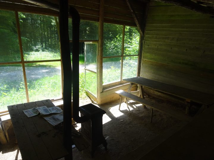 Cabane du bois de Foye d'Aresches