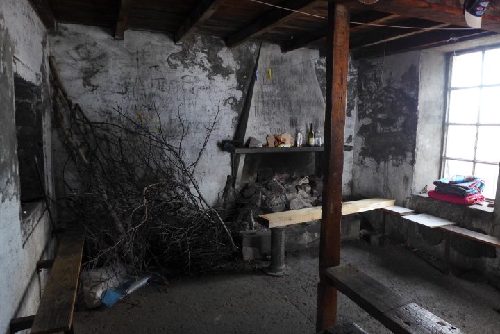 Cabane de l'Etang d'Araing