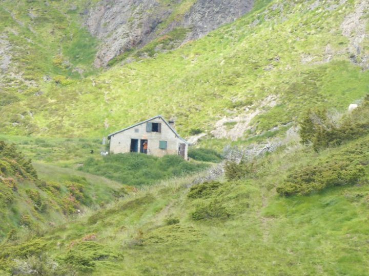 Cabane des Pugues