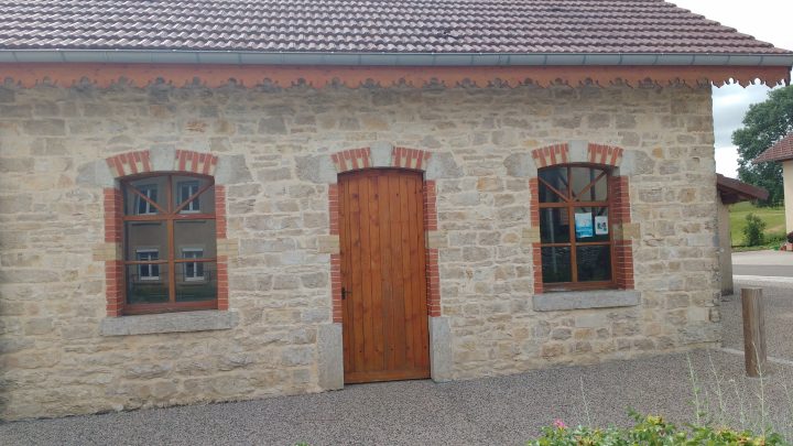 Abri de Mont de Laval
