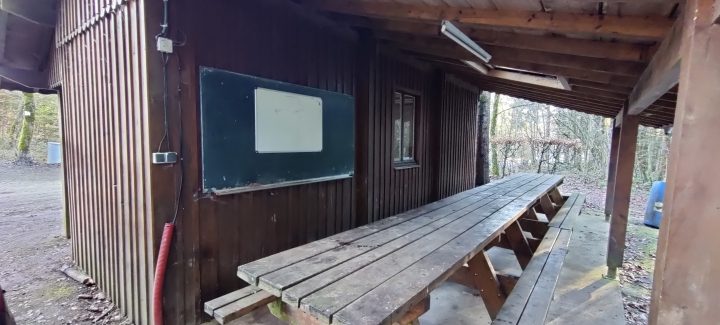 Cabane du bois d'Emblery