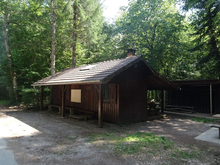Cabane du bois d'Emblery