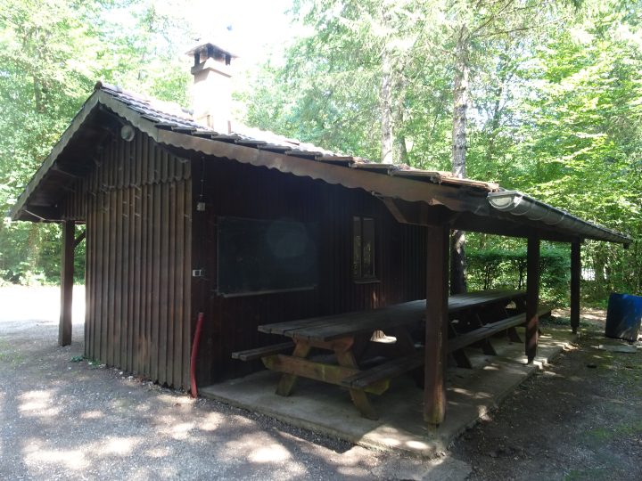 Cabane du bois d'Emblery