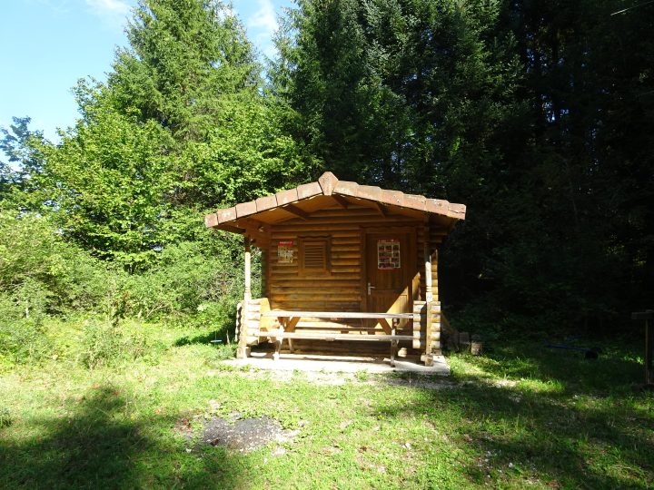 Cabane de la fontaine du Vernot